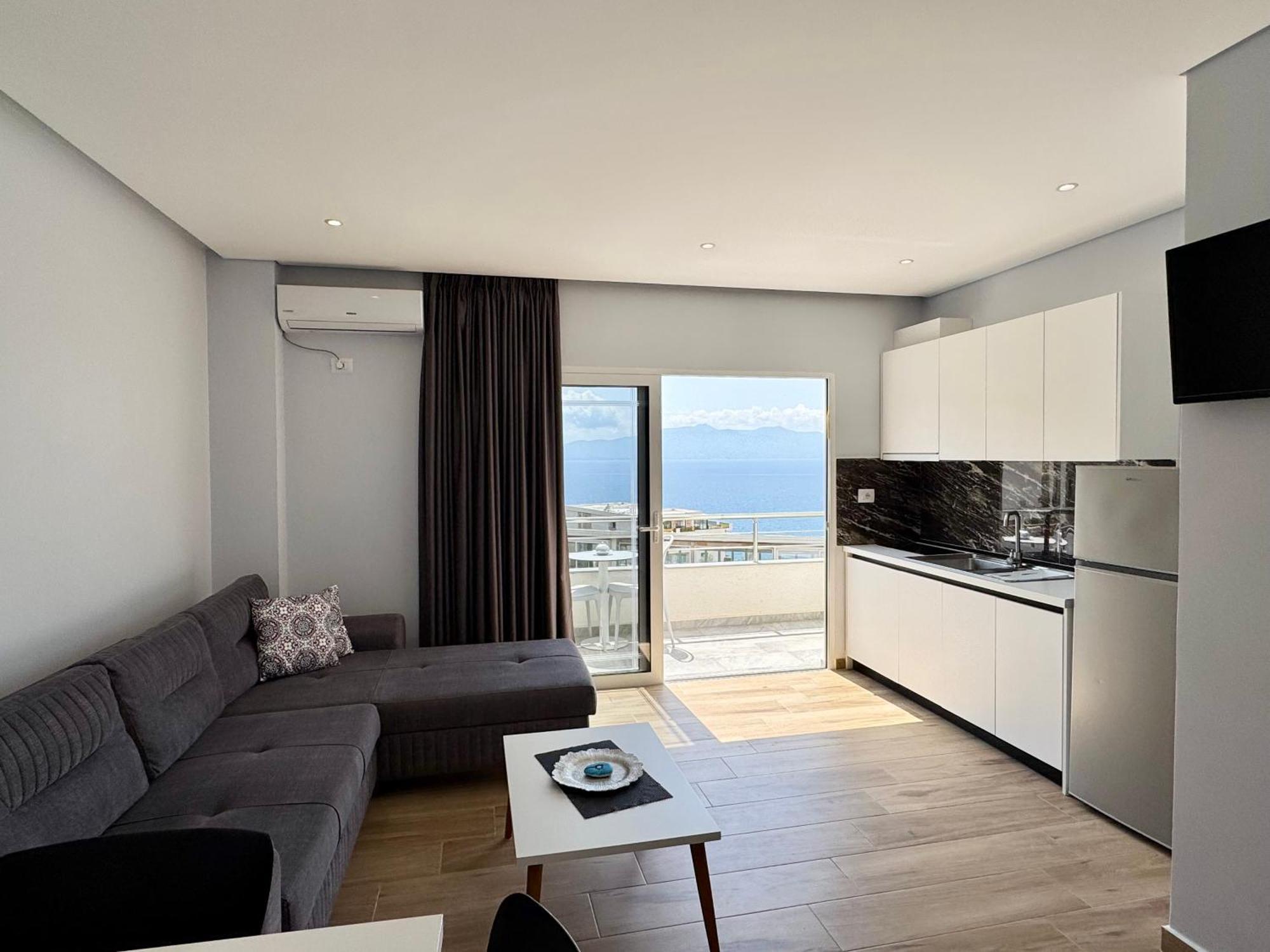 Gjoka Apartments, In Front Of Bougainville Bay Σαράντα Εξωτερικό φωτογραφία
